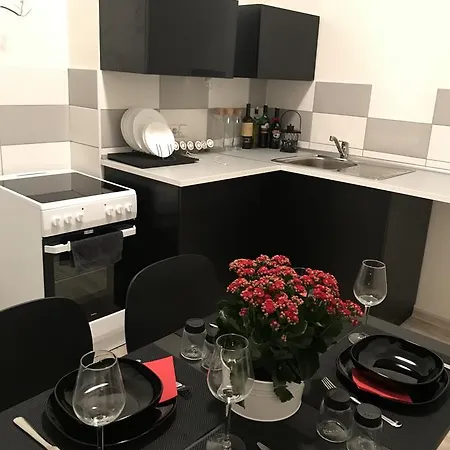 S&s Riverside Apartment Prague